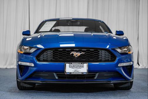 2022 Ford Mustang EcoBoost