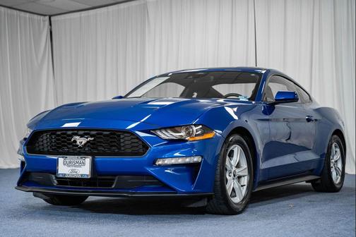 2022 Ford Mustang EcoBoost