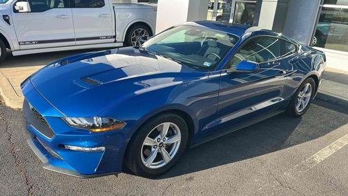 2022 Ford Mustang EcoBoost