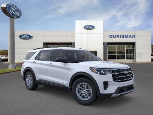Space White Metallic 2026 Ford Explorer Active