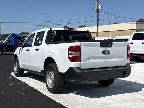 Oxford White 2026 Ford Maverick XL