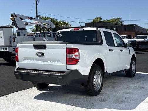 Oxford White 2026 Ford Maverick XL