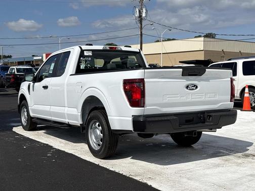 OXFORD WHITE 2026 Ford F-150 XL