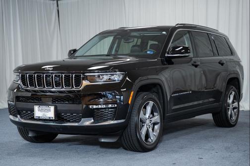 Diamond Black Crystal Pearlcoat 2022 Jeep Grand Cherokee L Limited