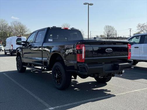 2025 Ford F-350 Lariat