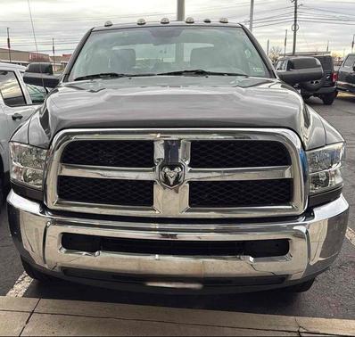 2017 RAM 2500 Tradesman Crew Cab 4x4 8' Box