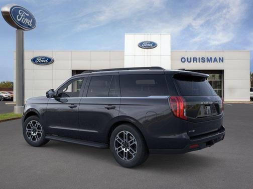 Dark Matter Gray Metallic 2026 Ford Expedition Active