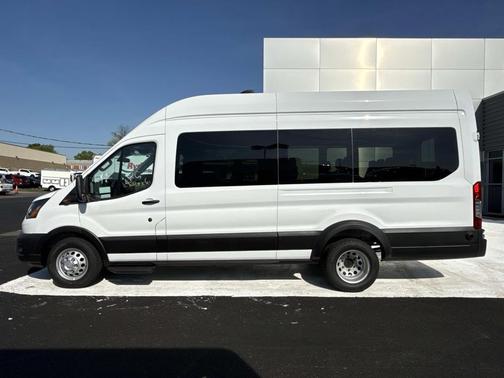 Oxford White 2026 Ford Transit-350 XL