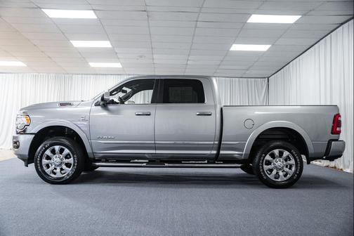 2022 RAM 2500 Limited Crew Cab 4x4 6'4' Box