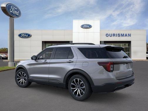 CARBONIZED GRAY METALLIC 2026 Ford Explorer ST-Line