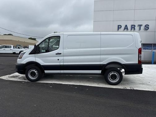 Oxford White 2026 Ford Transit-250 Base