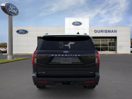 Agate Black Metallic 2026 Ford Expedition Max Active 4x4