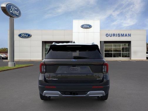 AGATE BLACK METALLIC 2026 Ford Explorer Platinum