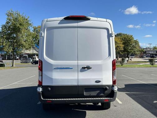 2024 Ford E-Transit T-350 Medium Roof