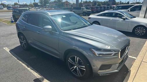 2019 Volvo XC60 T6 Momentum