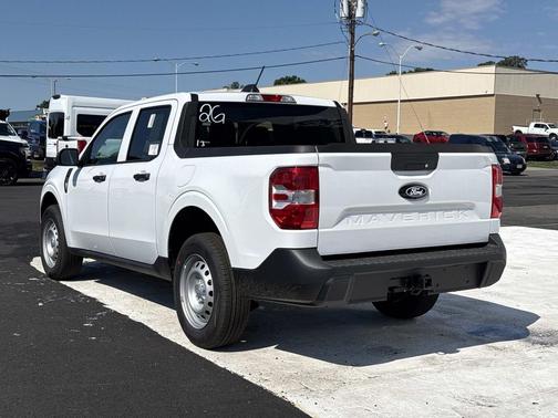 OXFORD WHITE 2026 Ford Maverick XL