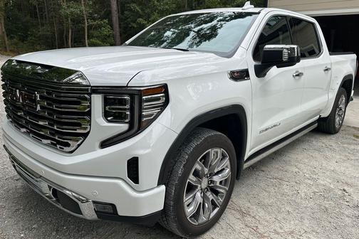 Summit White 2023 GMC Sierra 1500 Denali