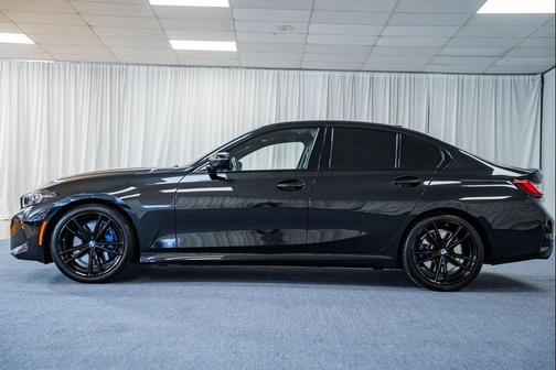 2023 BMW 330 xDrive