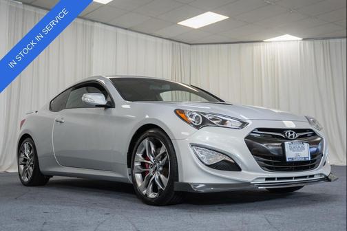 Santiago Silver 2015 Hyundai Genesis Coupe 3.8 Ultimate