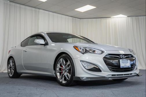 Santiago Silver 2015 Hyundai Genesis Coupe 3.8 Ultimate