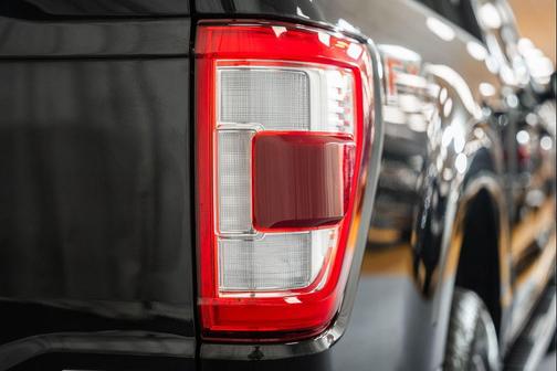 AGATE BLACK METALLIC 2023 Ford F-150 Lariat