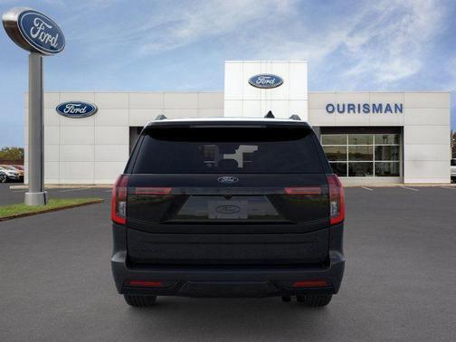 2026 Ford Expedition Max Platinum