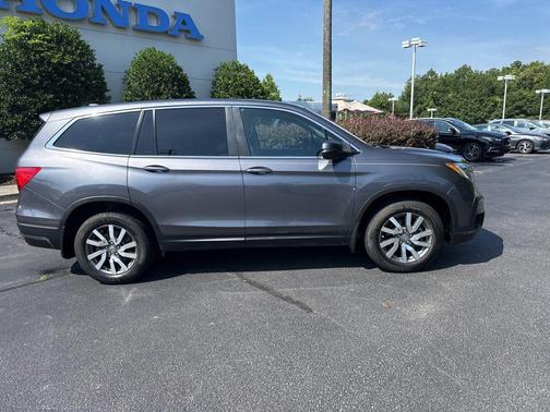 Modern Steel Metallic 2019 Honda Pilot EX