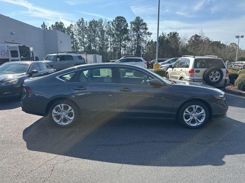 2025 Honda Accord LX 1.5T