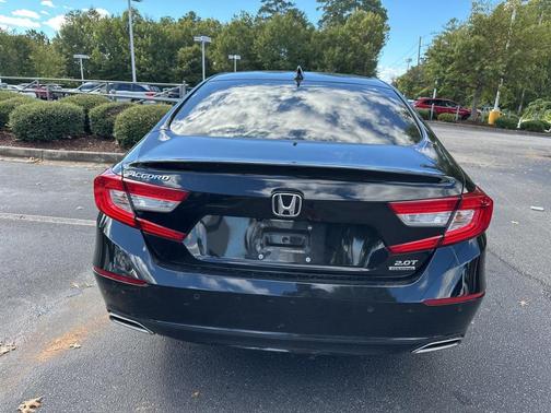 2022 Honda Accord Touring 2.0T