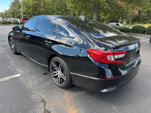 2022 Honda Accord Touring 2.0T