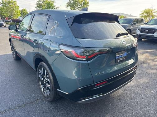 Nordic Forest Pearl 2026 Honda HR-V EX-L