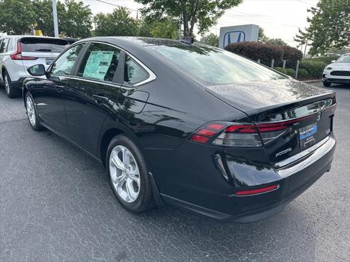 2025 Honda Accord LX 1.5T