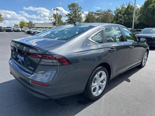 2025 Honda Accord LX 1.5T