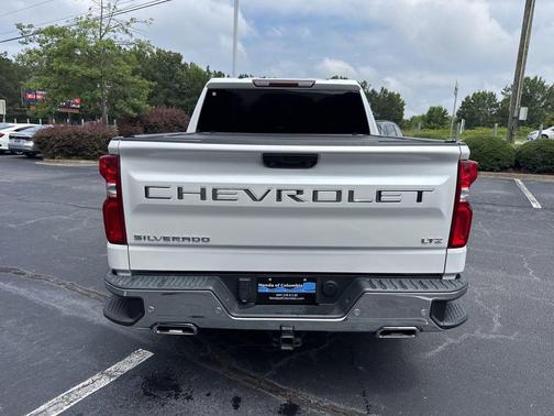 Iridescent Pearl Tricoat 2022 Chevrolet Silverado 1500 LTZ