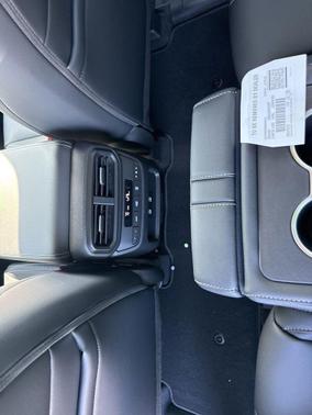 Sonic Gray Pearl 2026 Honda Pilot Touring 8-Passenger