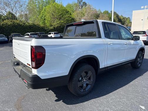 Platinum White Pearl 2026 Honda Ridgeline TrailSport