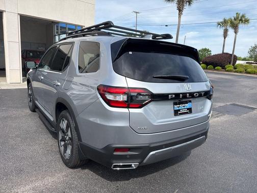 Solar Silver Metallic 2026 Honda Pilot Elite