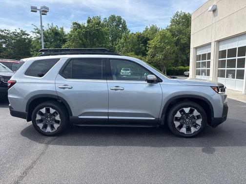 Solar Silver Metallic 2026 Honda Pilot Elite