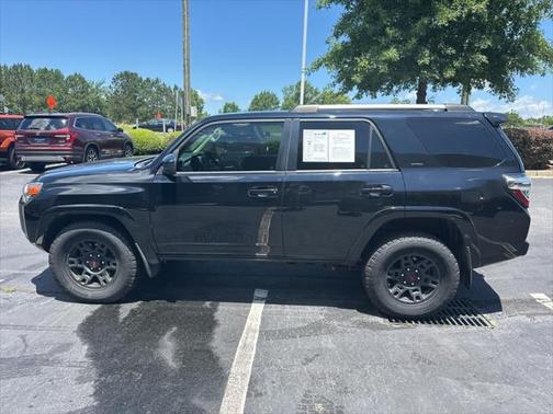 2022 Toyota 4Runner SR5