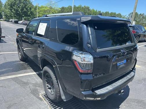2022 Toyota 4Runner SR5