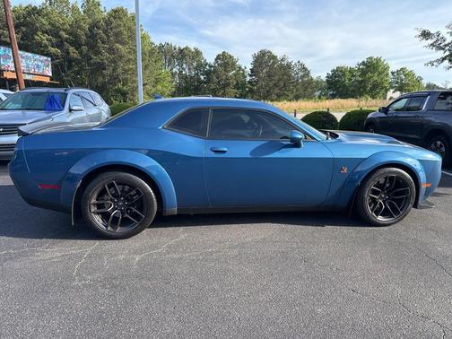 2022 Dodge Challenger R/T Scat Pack Widebody