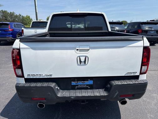 Platinum White Pearl 2023 Honda Ridgeline RTL-E