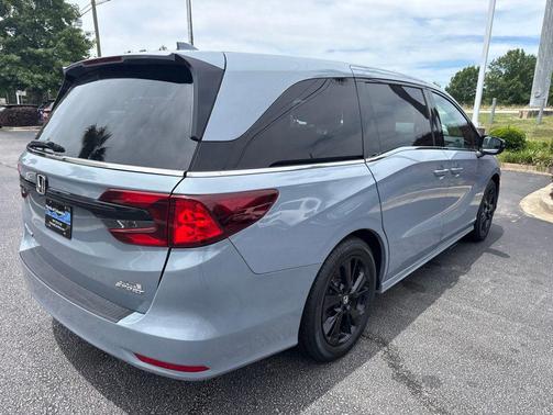 Sonic Gray Pearl 2023 Honda Odyssey Sport