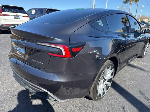 2025 Tesla Model 3 Long Range