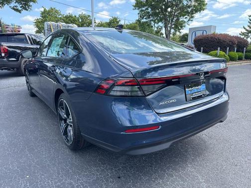 Canyon River Blue Metallic 2026 Honda Accord SE