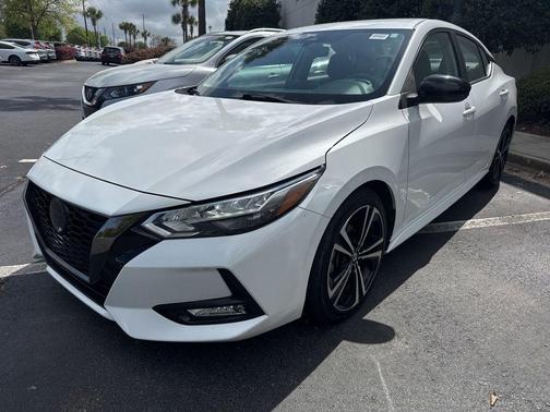 Aspen White TriCoat Pearl 2022 Nissan Sentra SR