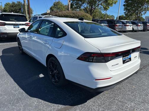2025 Honda Accord Sport SE 1.5T
