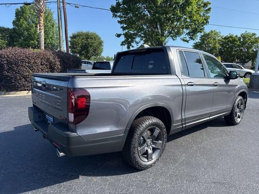 Modern Steel Metallic 2026 Honda Ridgeline TrailSport