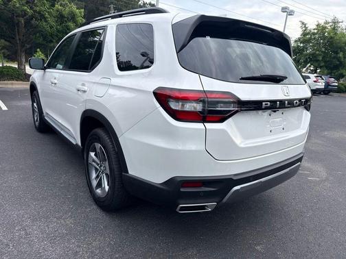 Platinum White Pearl 2026 Honda Pilot EX-L