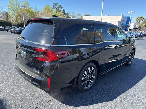 Crystal Black Pearl 2026 Honda Odyssey Elite